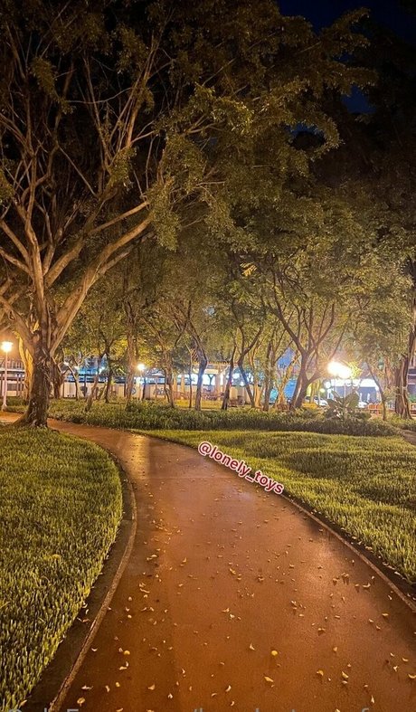 lonely toys free perfect actress archive