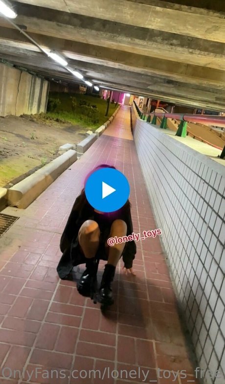 lonely toys free model top pics