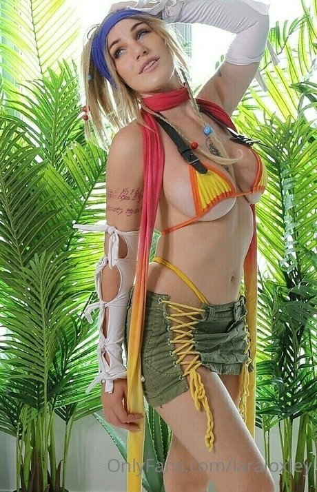 lara free pornstar exclusive photo