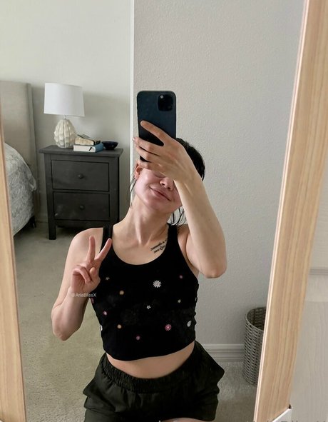 yummyaria pornstar free pic