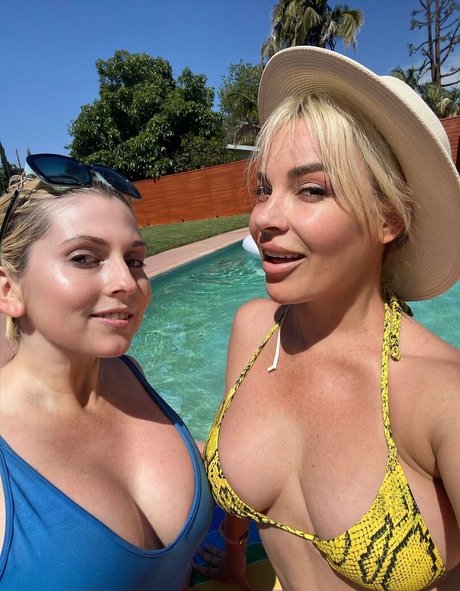 shemale cumshot onlyfans hot galleries