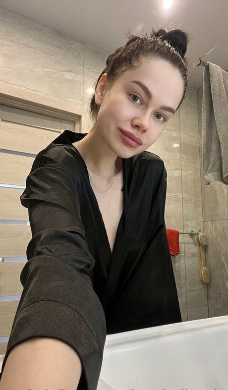 lunabelle vip nude pornstar photo