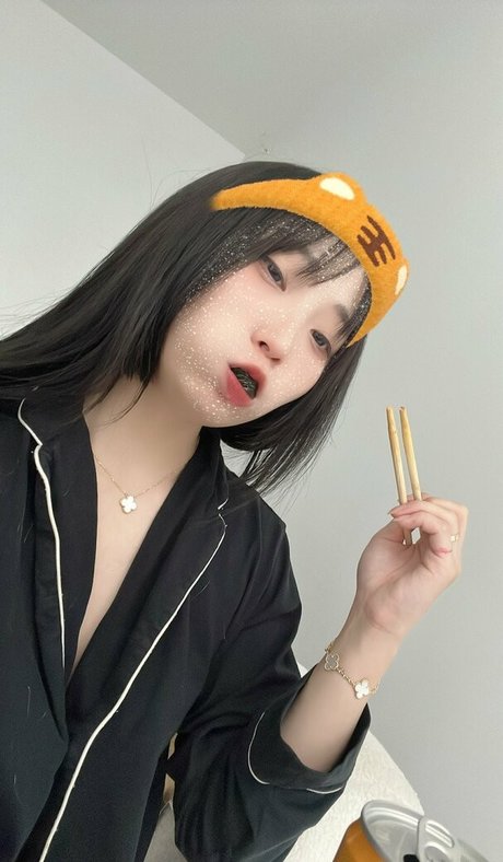 awnnivip star erotic pics