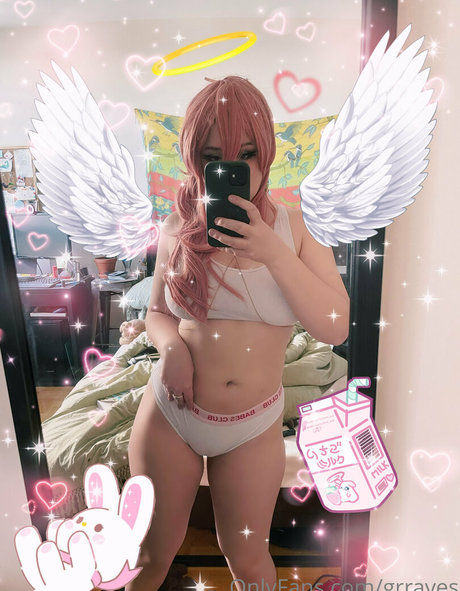 grrraves perfect actress pics