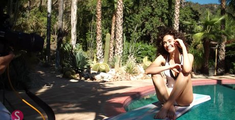 Emmy Rossum pretty star galleries