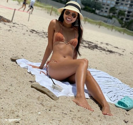 thevarietygurl model free pics