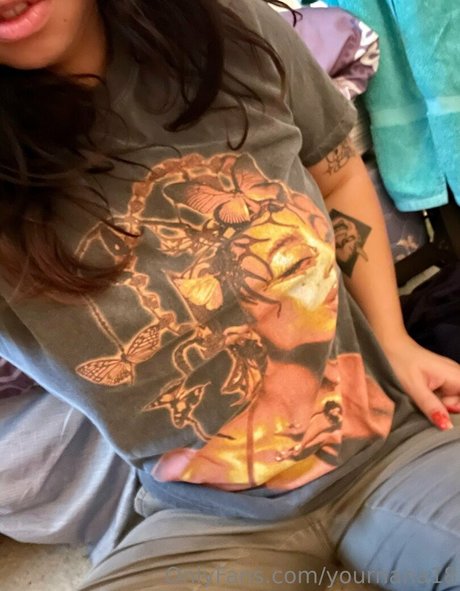 yournana18 model free pics