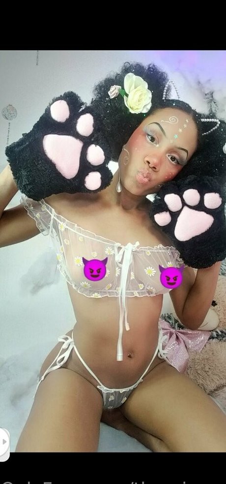therainqueen naked pornstar archive