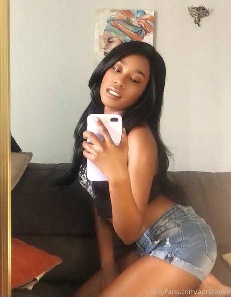 aprilraeee Profile pic