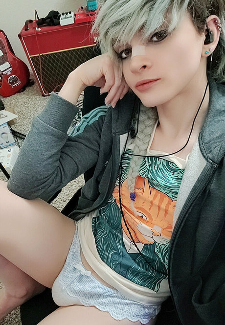 Trappy chan naked star archive