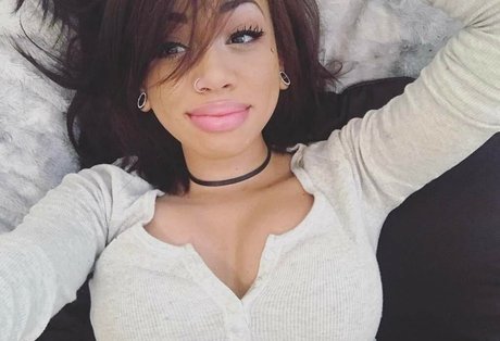 Ericka Bozeman naked star img