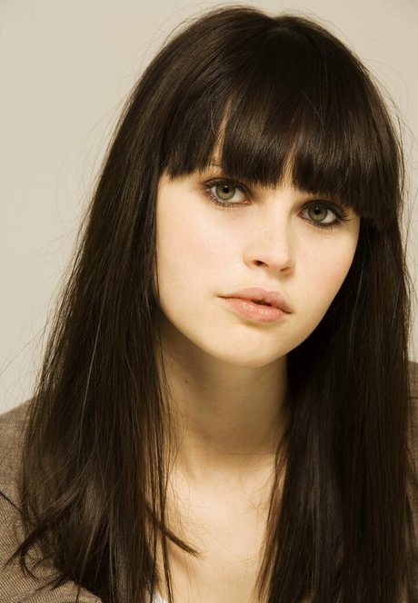 Felicity Jones sexy star images