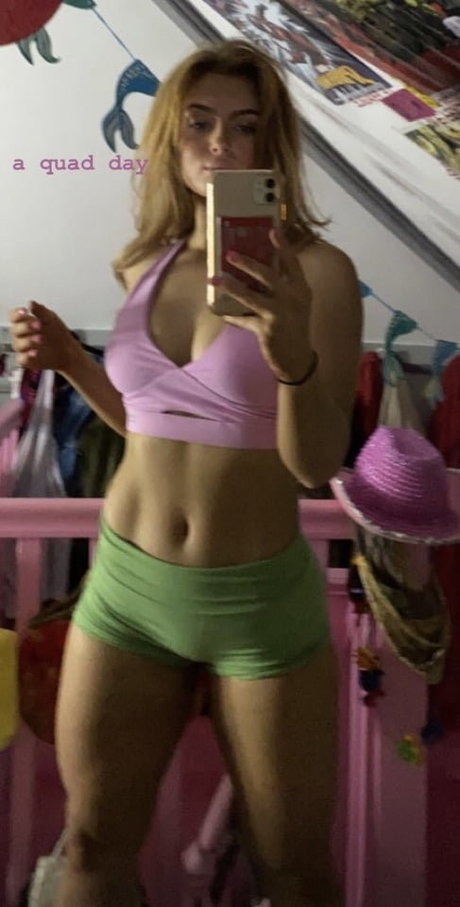 Maisie Smith Profile pic