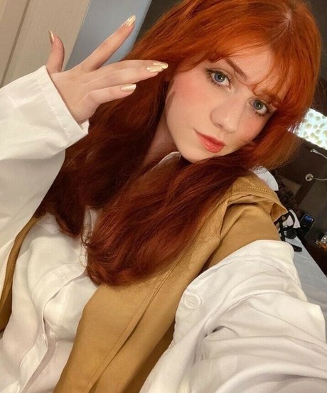 Ochya0 naked actress pic