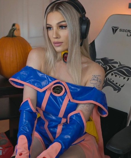 Emerome pornstar nice images