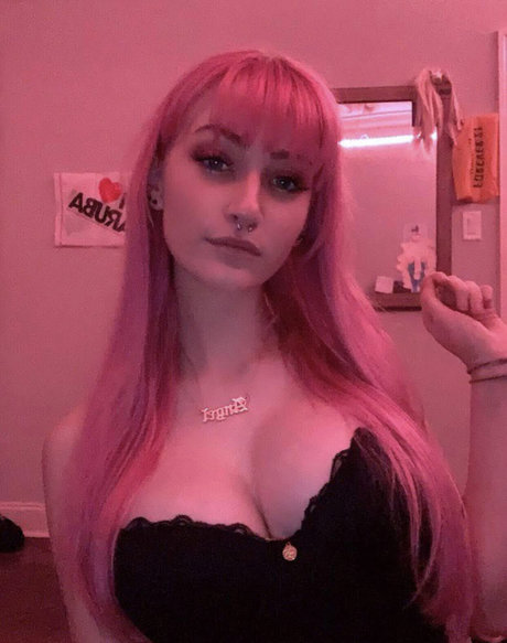 Thatkidronni sex model pictures