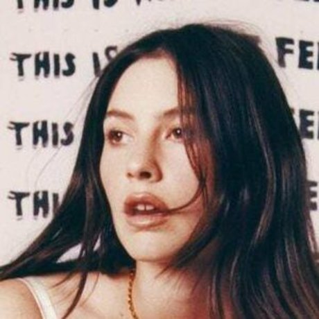 Gracie Abrams erotic pornstar image