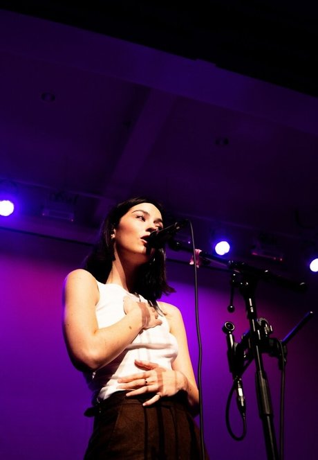 Gracie Abrams sex star photo