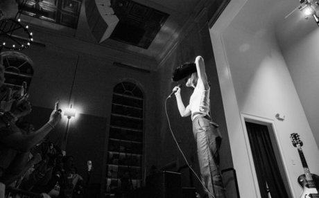 Gracie Abrams hd star pictures