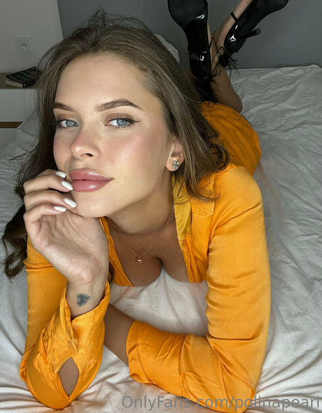 polinapearl sexy model pictures
