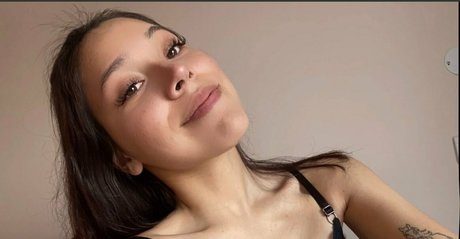 raecalu pornstar sexy pic