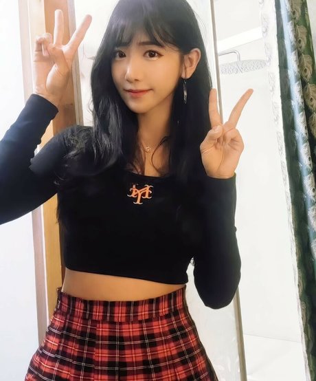 jinnytty model perfect images