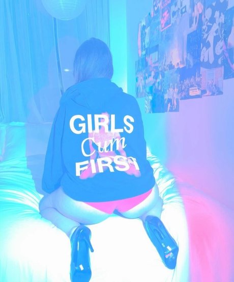 McKenna Doak high quality model pics