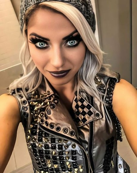 Alexa Bliss star xxx img