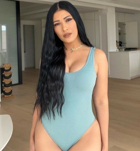 Simaria high quality actress gallery