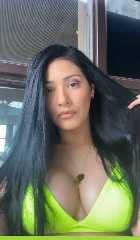 Simaria nice pornstar photo