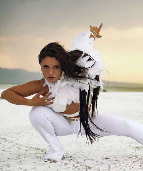 Jade Chynoweth star beautiful pic