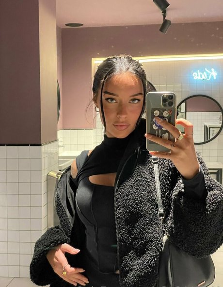 luxury lady naked star photo