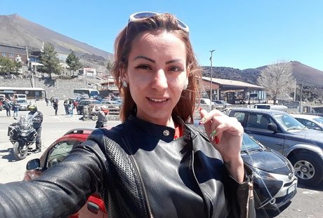 Marinela Adalbertova sexy model photos