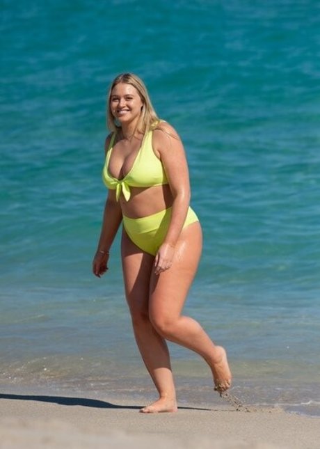 iskra pornstar nudes gallery