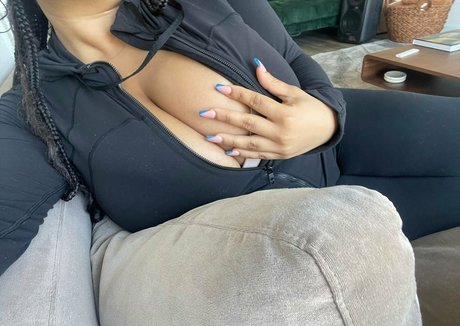 lailathebrat porn model img