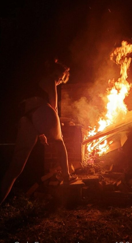 raemay420 model art pics