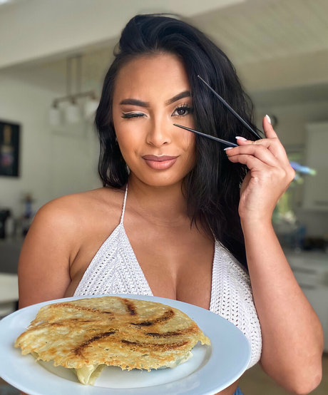 lindavo free pornstar photo