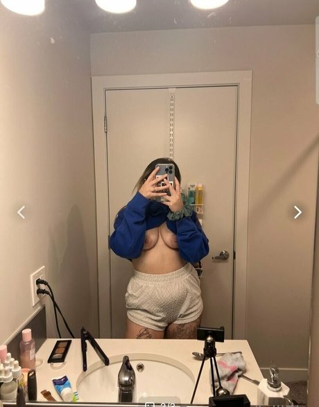 Jellibby model porn pic