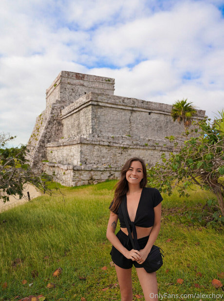 Alexchov model hd pics