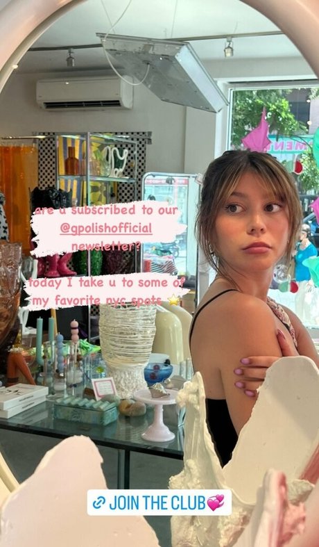 Genevieve Hannelius pornographic model picture