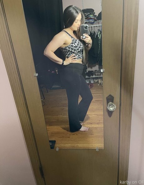 karby model sexy pics