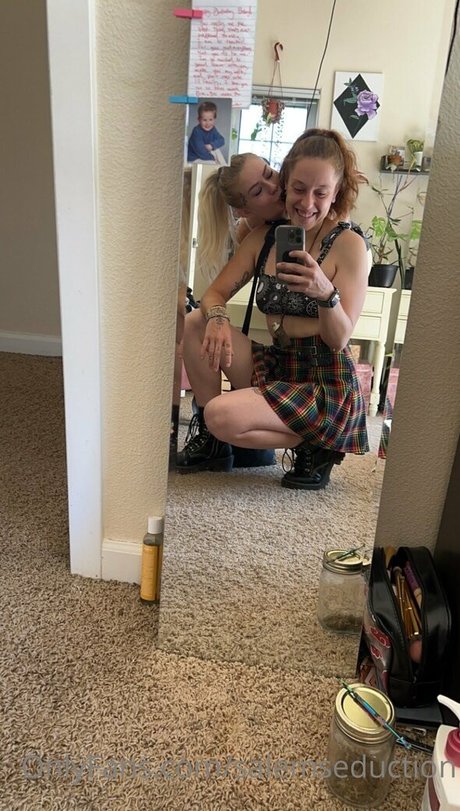 acaiadynna nude actress galleries