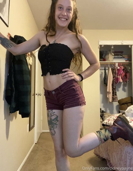 acaiadynna model hot pictures