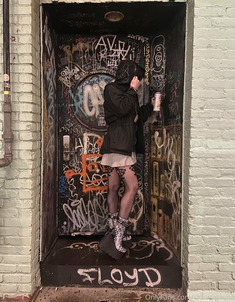 acaiadynna erotic star images