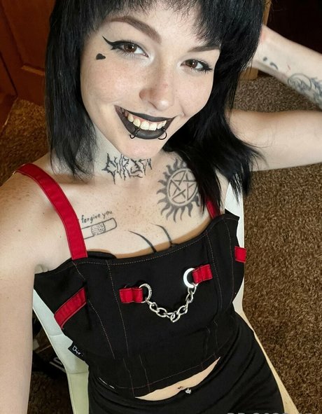 yourhotm f star nudes picture