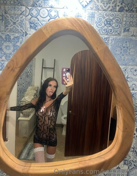 keeraleigh model erotic pictures