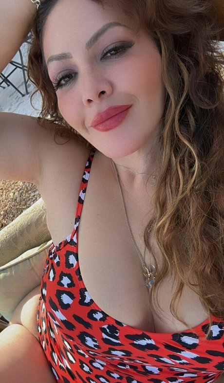 Marlene Quinto model hot pics