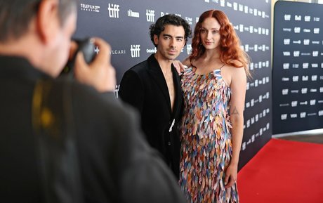 Sophie Turner pornstar exclusive pictures