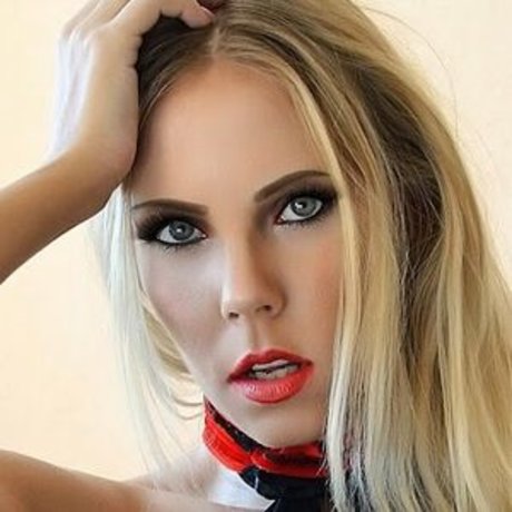 Chris Diamond free actress galleries