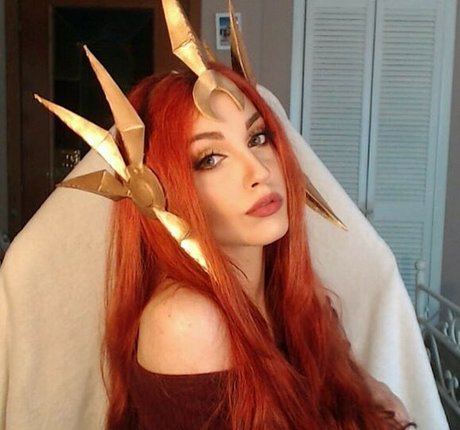 Mona Schon pornstar xxx archive